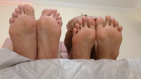 I S A online show from 10/15/25, 03:12