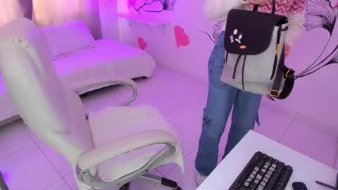 isabela_fiorelli online show from 12/01/25, 01:05