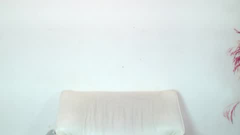 Isabella online show from 04/12/26, 01:43