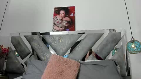 Mommy Isa online show from 02/10/26, 05:00