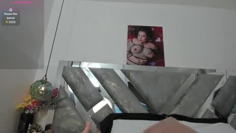 Mommy Isa online show from 02/23/26, 04:43