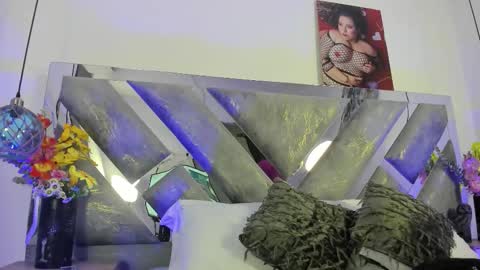 Mommy Isa online show from 03/28/26, 05:07