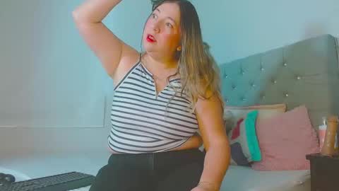 isabela online show from 01/11/26, 01:49