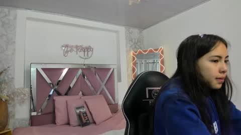 ISABELA  online show from 12/17/25, 11:38