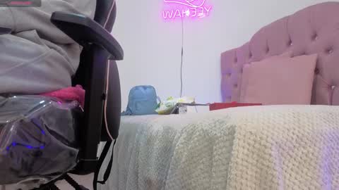 ISABELA  online show from 04/07/26, 11:32