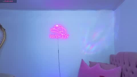 Snapshot of isabela_tay chatting on 06/20/26, 11:46 ISABELA online show from 06/20/26, 11:46