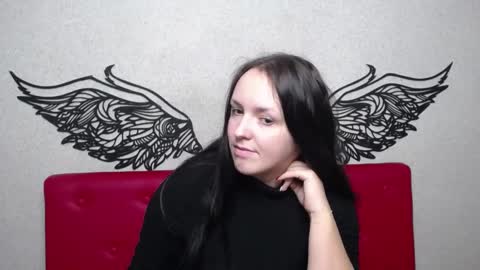 IsabelBlackberry online show from 12/08/24, 01:47