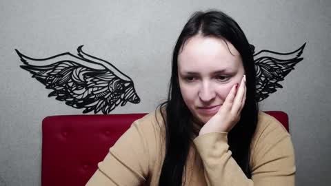 IsabelBlackberry online show from 12/13/24, 09:35