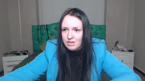 IsabelBlackberry online show from 12/15/24, 02:05