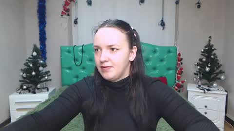 IsabelBlackberry online show from 12/28/24, 06:17