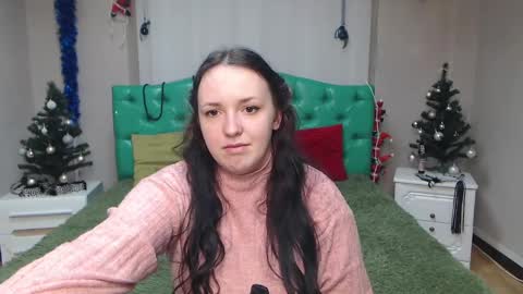IsabelBlackberry online show from 12/29/24, 12:45