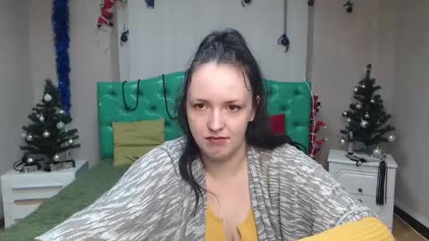IsabelBlackberry online show from 12/30/24, 03:02