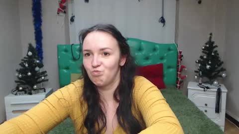 IsabelBlackberry online show from 01/06/25, 03:29