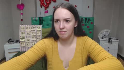 IsabelBlackberry online show from 10/08/25, 05:16