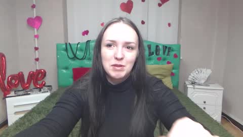 IsabelBlackberry online show from 12/01/25, 06:07