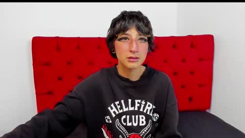 Isabel Cortez online show from 10/30/25, 11:44