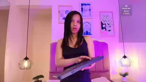 Snapshot of isabelgh_ chatting on 09/19/25, 03:52 isabelgh_ online show from 09/19/25, 03:52