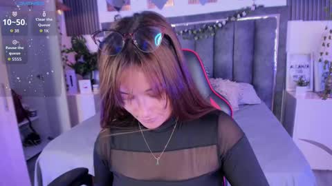 isabella Fox online show from 09/29/25, 09:08