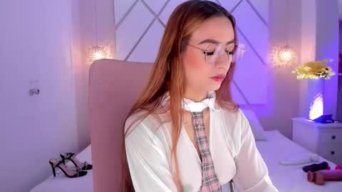 Isa  online show from 03/12/26, 03:40