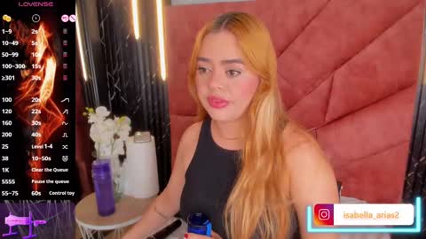 Isabella Arias online show from 03/08/25, 04:45
