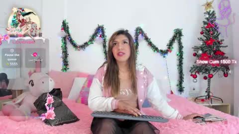 Isabella Coronado online show from 12/14/25, 12:10