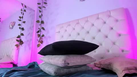   online show from 11/07/25, 10:10