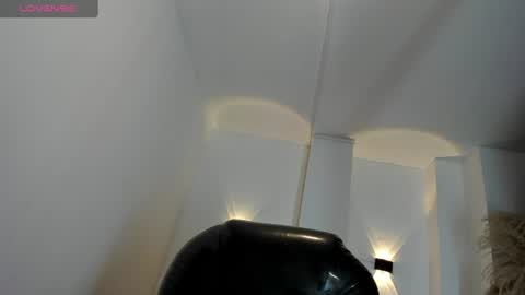 Snapshot of isabella_grace18 chatting on 07/07/26, 06:47 Isabella online show from 07/07/26, 06:47