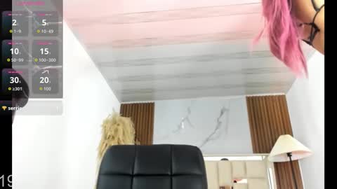 isabella_haddad online show from 12/19/25, 09:44