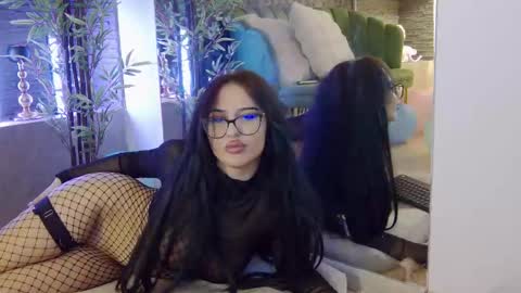 Isabella online show from 10/24/25, 02:02