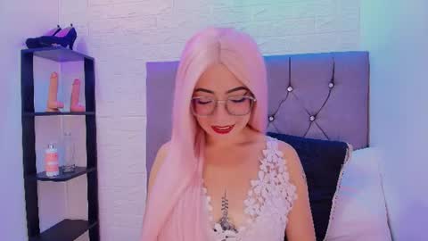 Snapshot of isabella_noir1 chatting on 06/12/26, 09:57 Isabella online show from 06/12/26, 09:57
