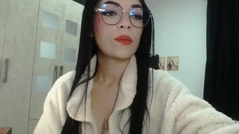 isabella_piercee online show from 05/02/26, 12:43