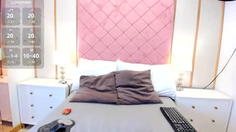 Isabella online show from 02/19/26, 03:24