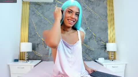 Snapshot of isabella_sccott chatting on 07/07/26, 06:23 Isabella online show from 07/07/26, 06:23
