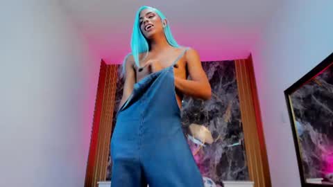 Snapshot of isabella_sccott chatting on 07/22/26, 06:43 Isabella online show from 07/22/26, 06:43