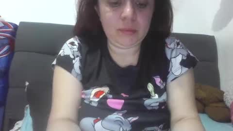 Snapshot of isabellaa_hills_ chatting on 04/29/26, 05:30 isabellaa_hills_ online show from 04/29/26, 05:30