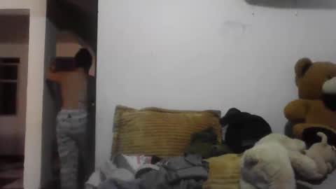 Snapshot of isabellaa_hills_ chatting on 05/21/26, 04:47 isabellaa_hills_ online show from 05/21/26, 04:47