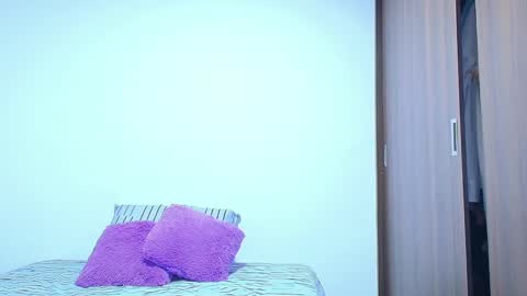 Snapshot of isabellaa_smith03 chatting on 06/03/26, 11:02 isabellaa_smith03 online show from 06/03/26, 11:02