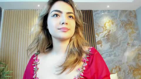 Isabella  Everyday From 0530 to 1430 Col Time online show from 04/12/26, 02:22