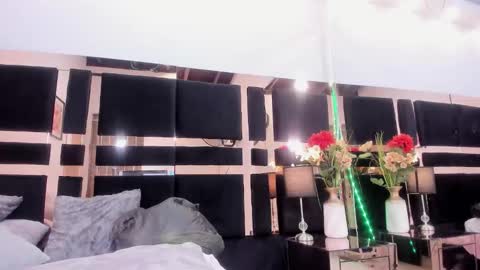 Isabella  online show from 03/23/26, 04:33