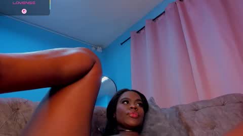    v online show from 12/19/25, 02:29