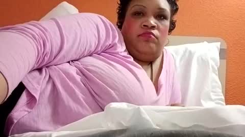 Isabella online show from 02/13/26, 11:34