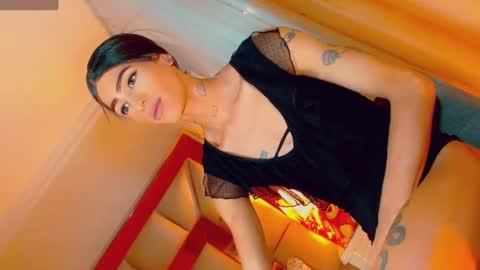 isabellagirs online show from 11/09/25, 12:36