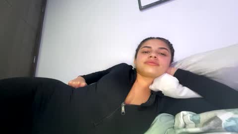 Isabella.. back again  online show from 02/06/26, 03:00