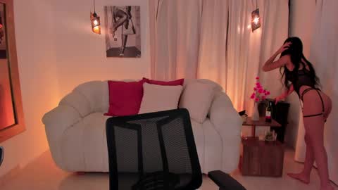 ISABELLA  online show from 04/19/26, 03:55