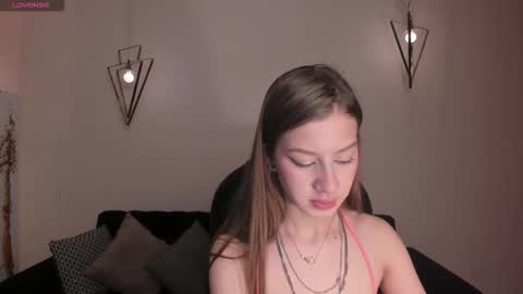 Snapshot of isabellamoretti1 chatting on 02/22/26, 11:14 Isabella Moretti online show from 02/22/26, 11:14