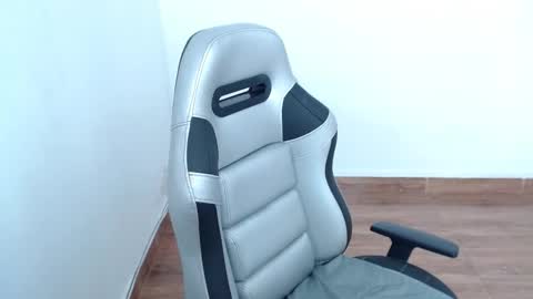 Isa online show from 02/17/26, 03:51