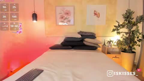   online show from 06/26/26, 04:06