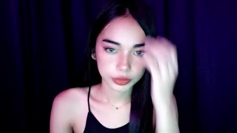 Isabelle online show from 11/23/25, 02:06