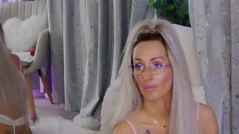 IsabelleEthan online show from 02/20/26, 06:26