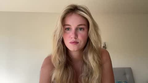 isabellesings online show from 03/29/26, 11:16